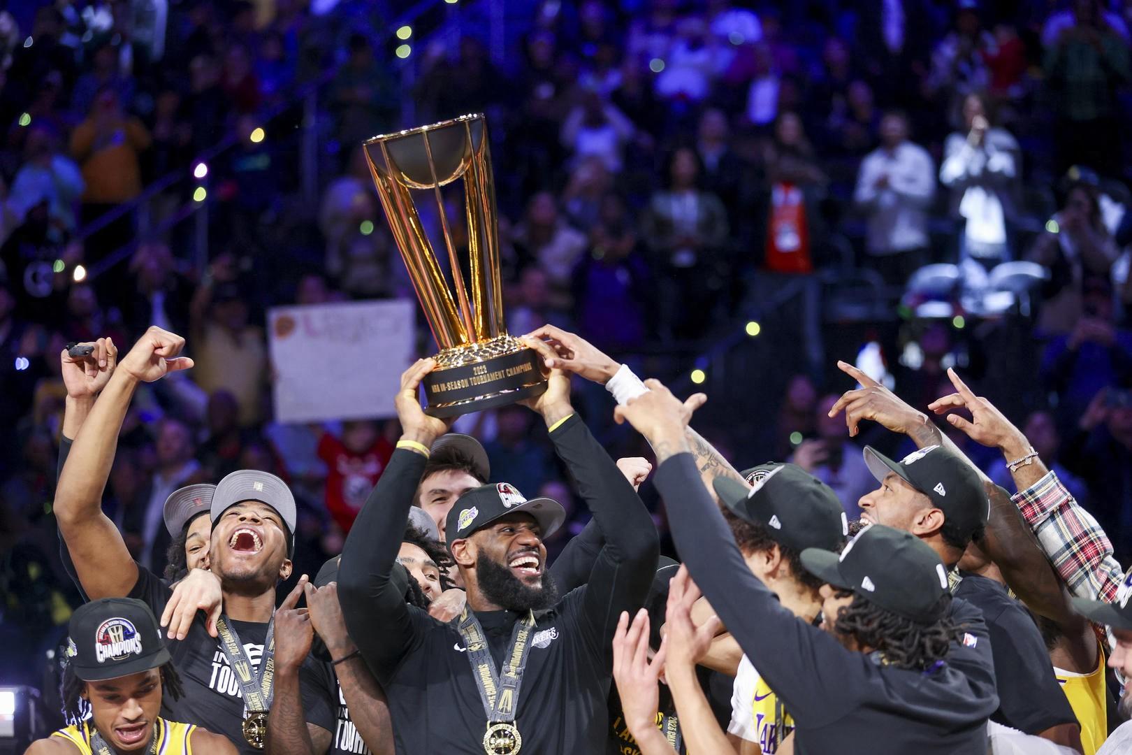 湖人夺得NBA首届季中锦标赛冠军，詹姆斯荣膺MVP拿下个人第五冠